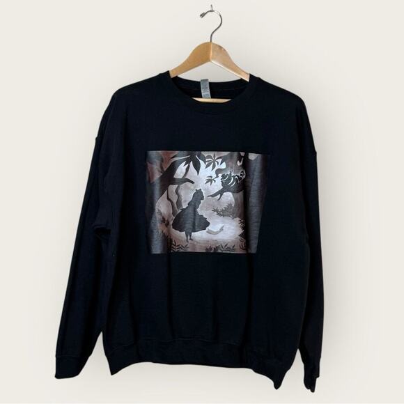 Gildan | Heavy Blend Sweatshirt with Alice in Wonderland Graphic | Black | XL - Picture 2 of 11
